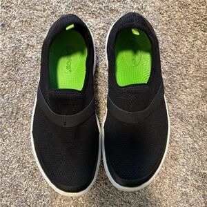 Oofos Slip on Shoes Women’s Size 9.5